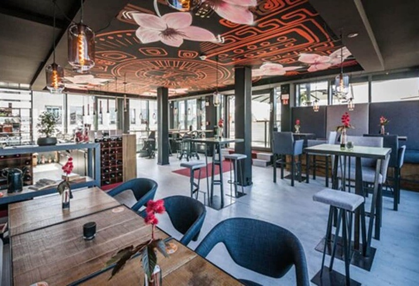 Отель Felix Suiten Am Zwinger