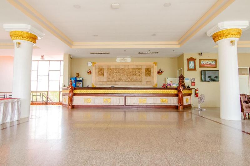 호텔 Goldenland Resort