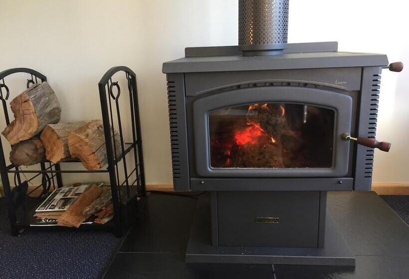 בית מלון כפרי Gumnut Cottage