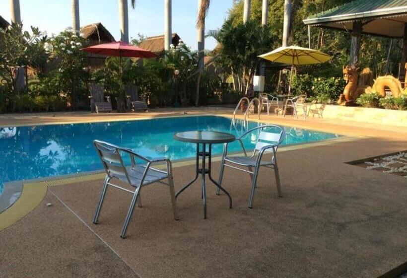 Отель Himawari Restaurant & Cottage