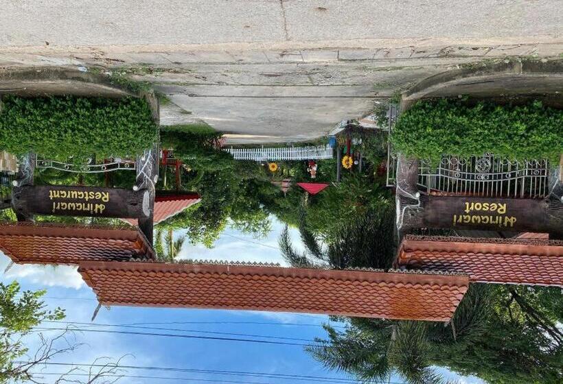 Отель Himawari Restaurant & Cottage