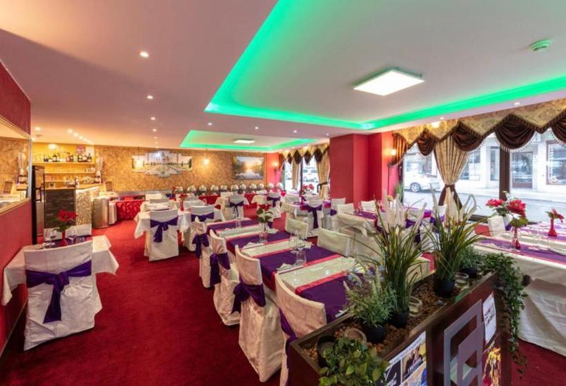 فندق Hostellerie De L Hôtel De Ville