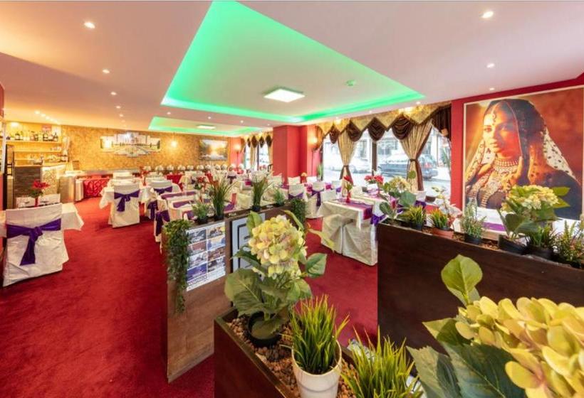 فندق Hostellerie De L Hôtel De Ville