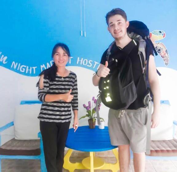 فندق Hua Hin Night Market Hostel