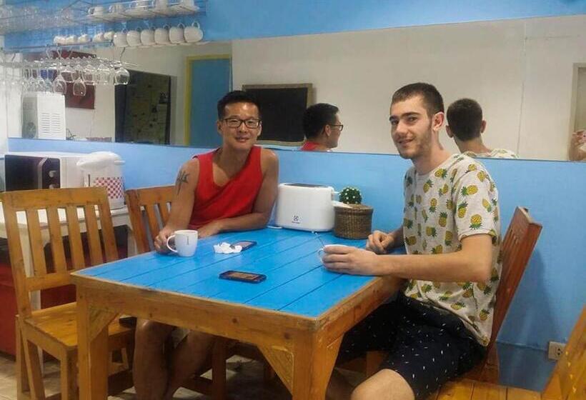 فندق Hua Hin Night Market Hostel