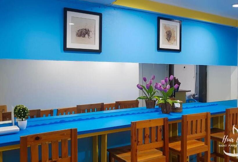 فندق Hua Hin Night Market Hostel
