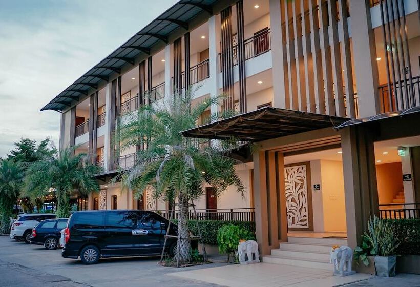 فندق It S Me Keaw Anong