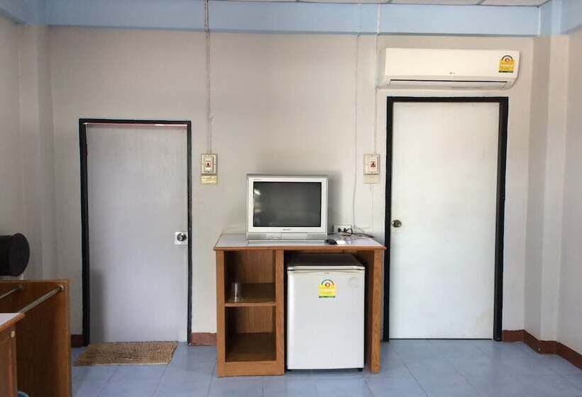 בית מלון כפרי Jamjuree Place