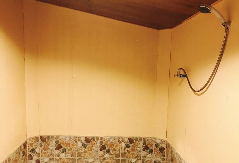 ホテル Janya Homestay