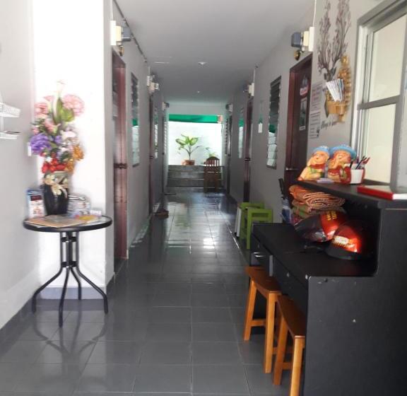 Szálloda Jenny Hostel Huahin