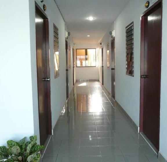 Szálloda Jenny Hostel Huahin