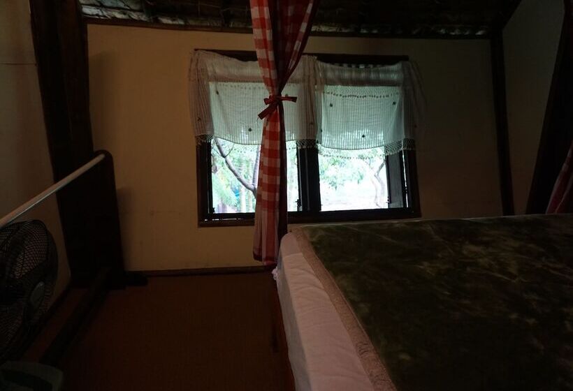 Отель Jiang Lha Village