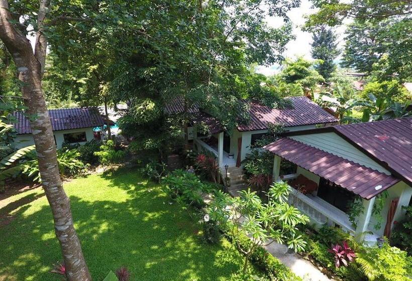 هتل Kamrai Resort