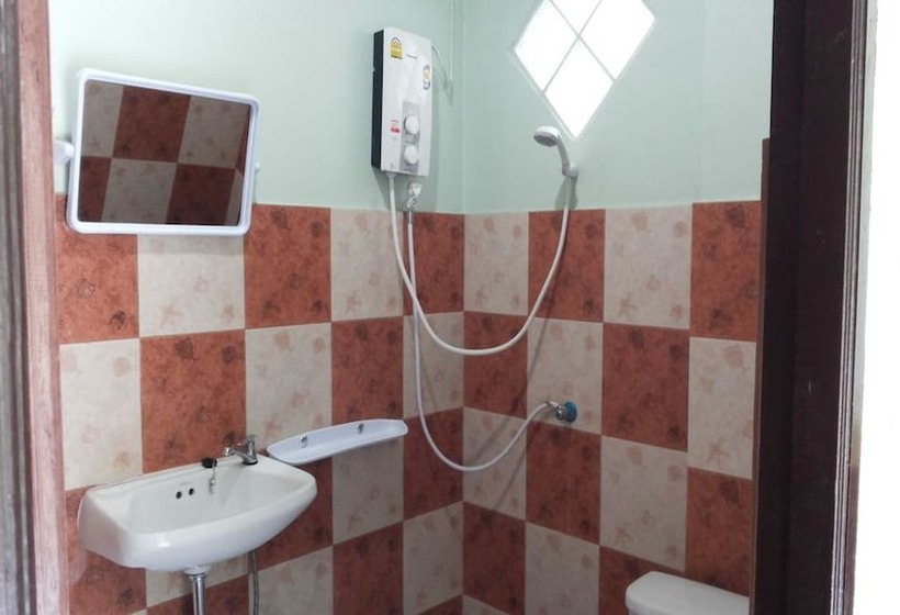 ホテル Kamrai Resort