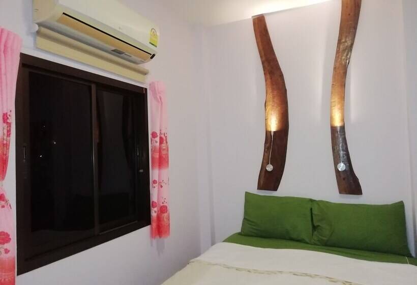 ホテル Kamrai Resort