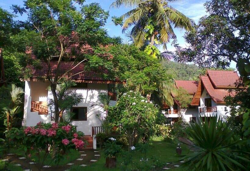 Отель Koh Chang Thai Garden Hill Resort