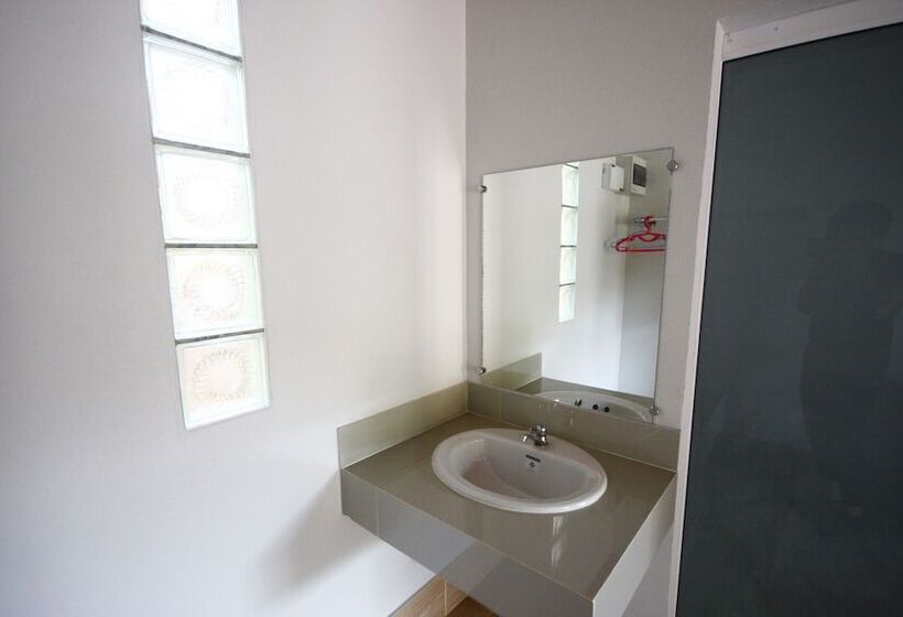 Отель Kohchang Fuengfah