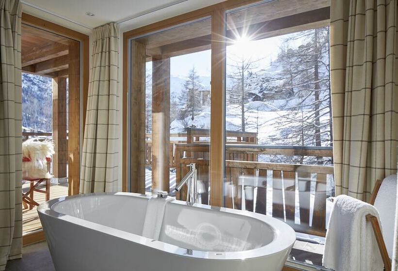 酒店 La Vue Luxury Living Apartments