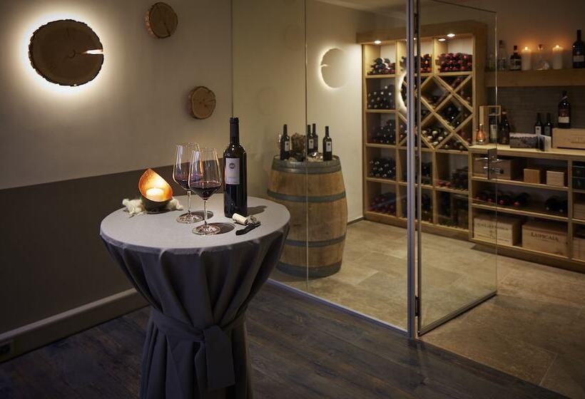 酒店 La Vue Luxury Living Apartments