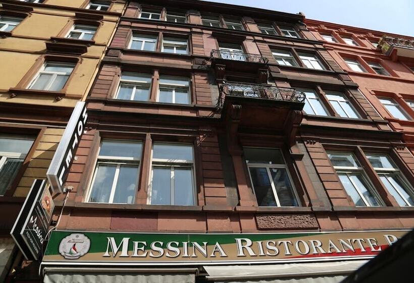 Main Hotel Frankfurt City