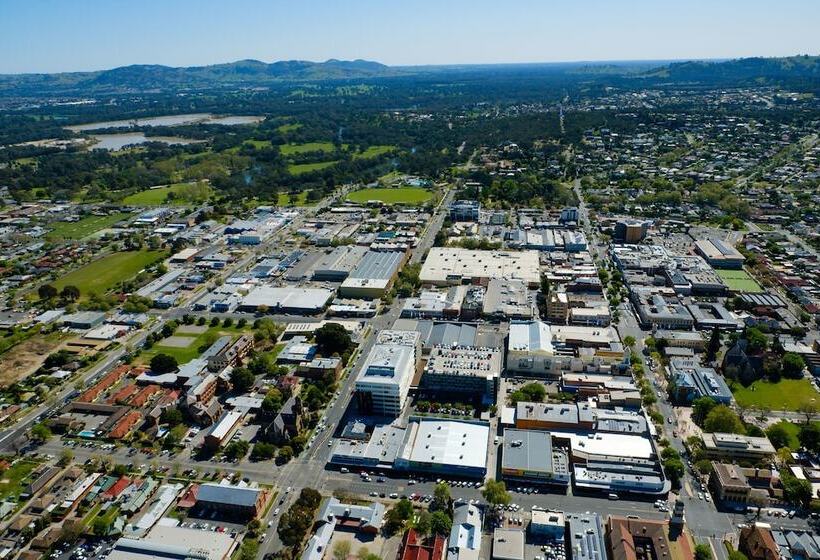 هتل Mantra Albury