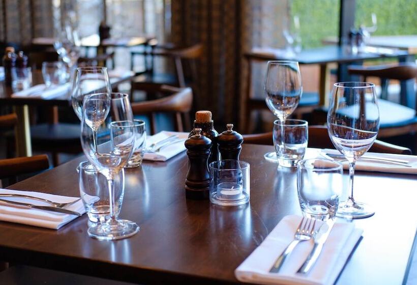 هتل Mantra Albury