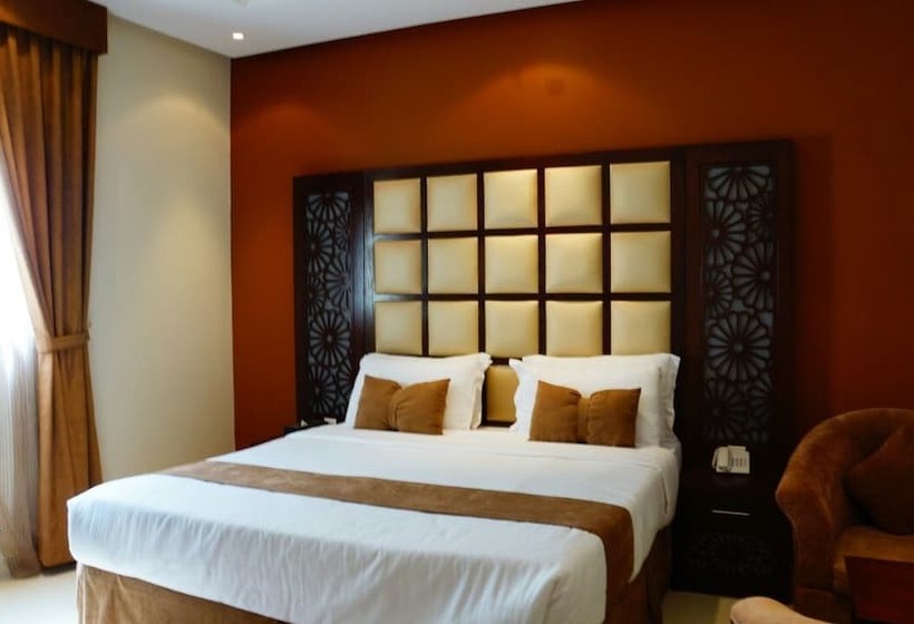 Отель Naiara Maahad Eledara Elnsaey