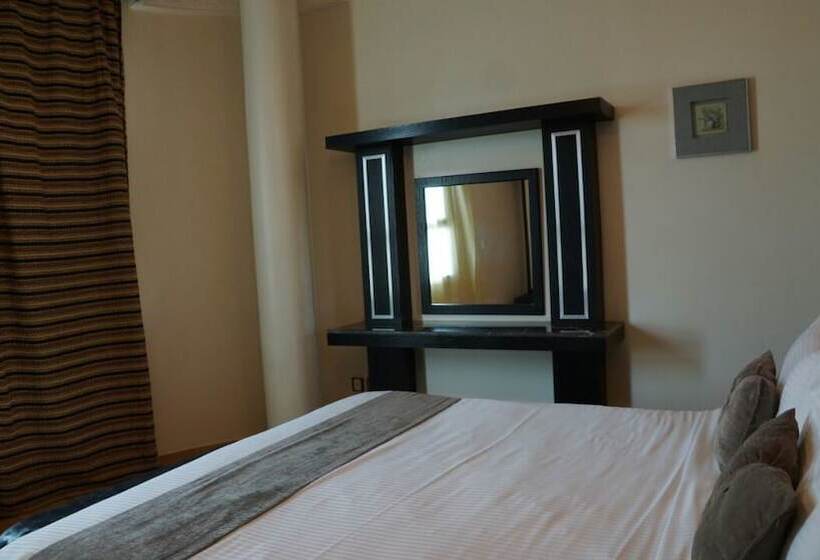 Отель Naiara Maahad Eledara Elnsaey