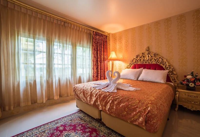 Hotel Nakaraj Princess Chiang Rai  Walking Street