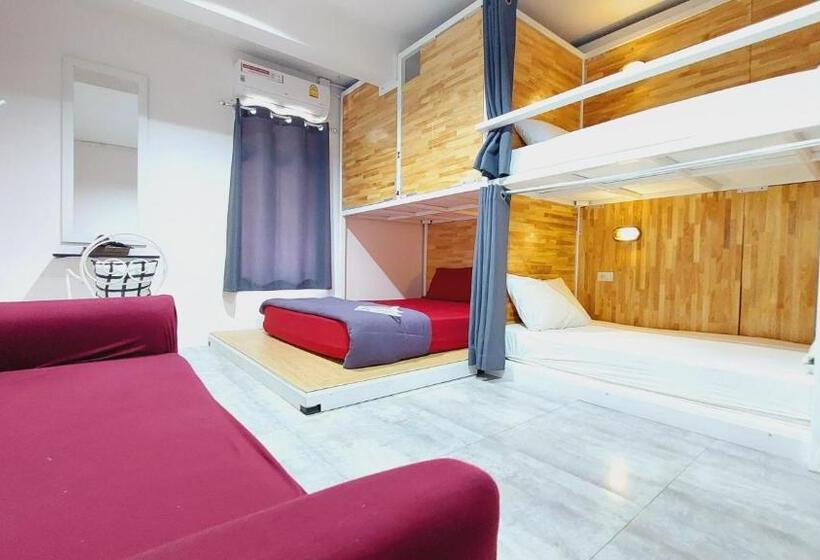 בית מלון כפרי Neat Hostel