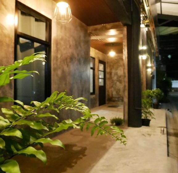 בית מלון כפרי Neat Hostel