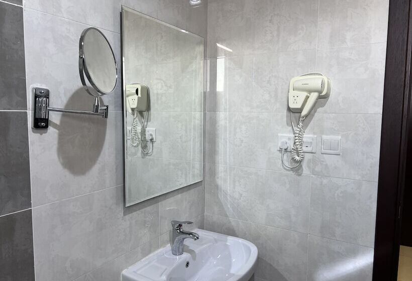 فندق Orchid Suites 4