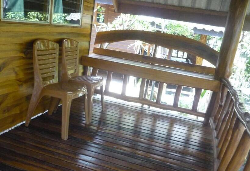 فندق Pasai Beach Lodge