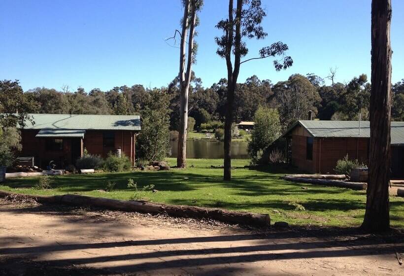 酒店 Pemberton Lake View Chalets