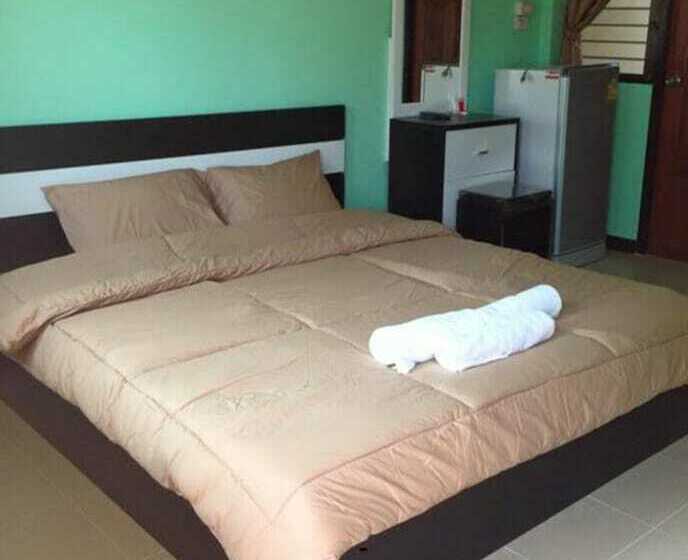 호텔 Raweewan Place