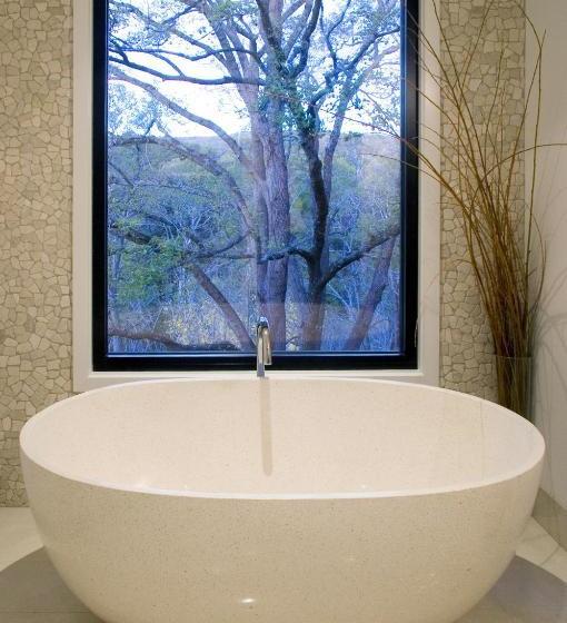 בית מלון כפרי Saltus Luxury Accommodation