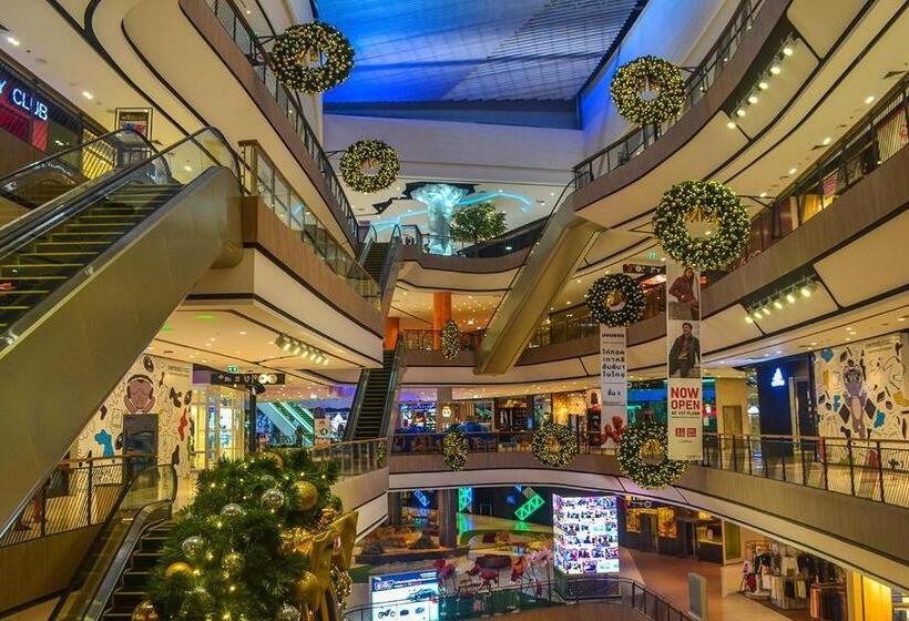 Отель Sathorn Mansion