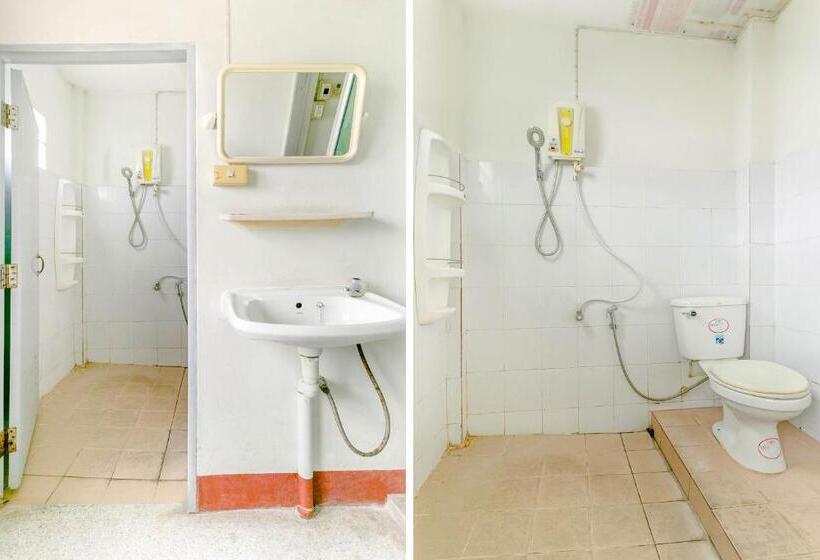 Отель Sathorn Mansion