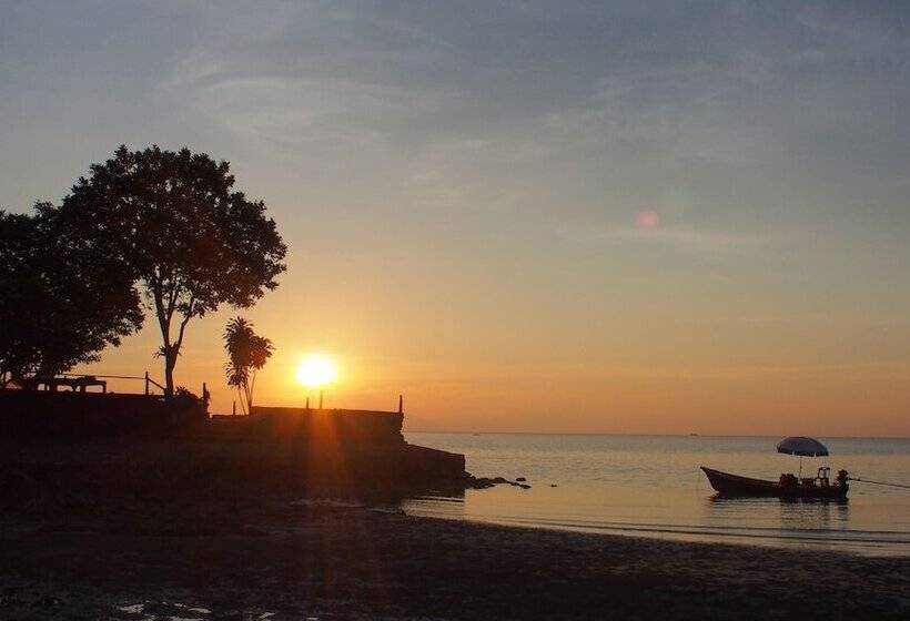 Отель Siam Bay Resort