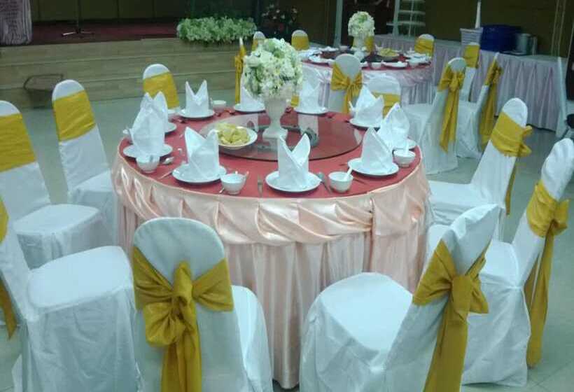 בית מלון כפרי Sirinart Garden