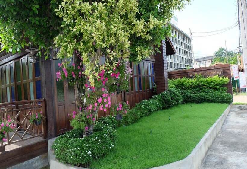 בית מלון כפרי Sirinart Garden