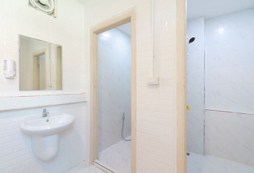 Отель Sleep Guesthouse