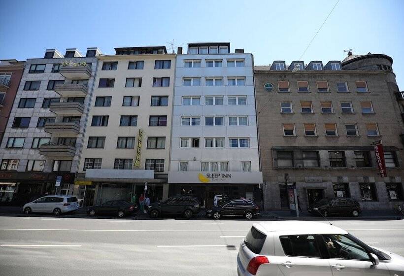 בית מלון כפרי Sleep Inn Dusseldorf
