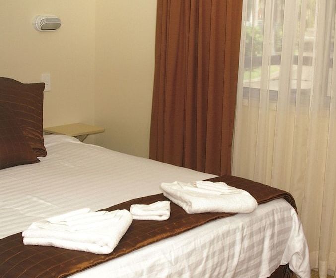 فندق Smugglers Cove Holiday Village