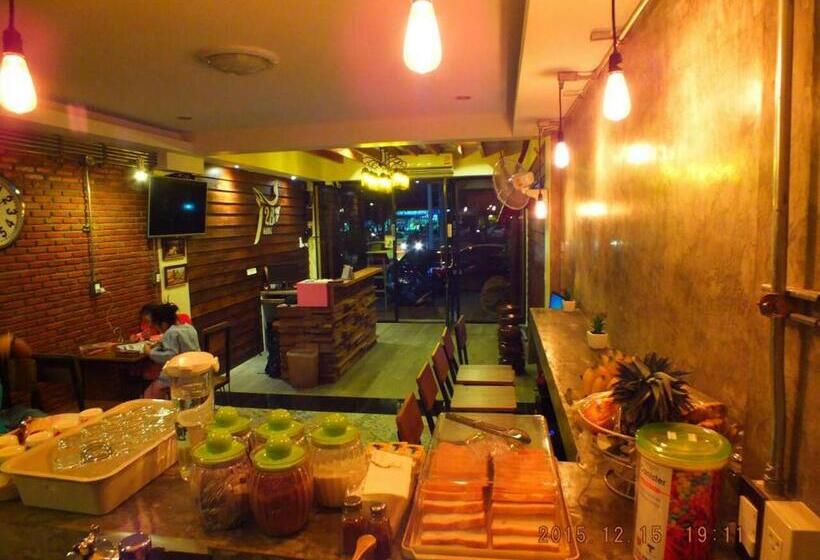 فندق T2b Home   Hostel