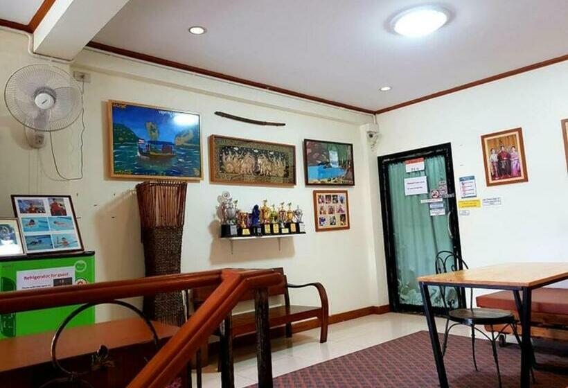 فندق T2b Home   Hostel