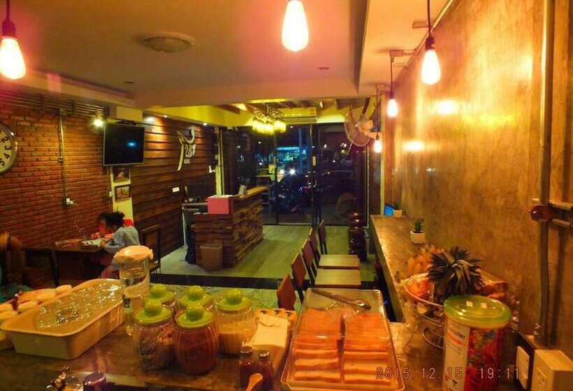 فندق T2b Home   Hostel