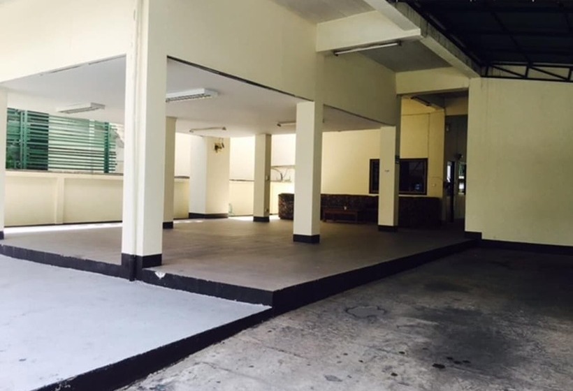 فندق Taweeporn Guest House