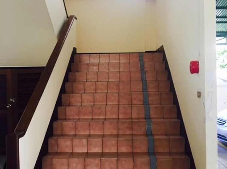 فندق Taweeporn Guest House