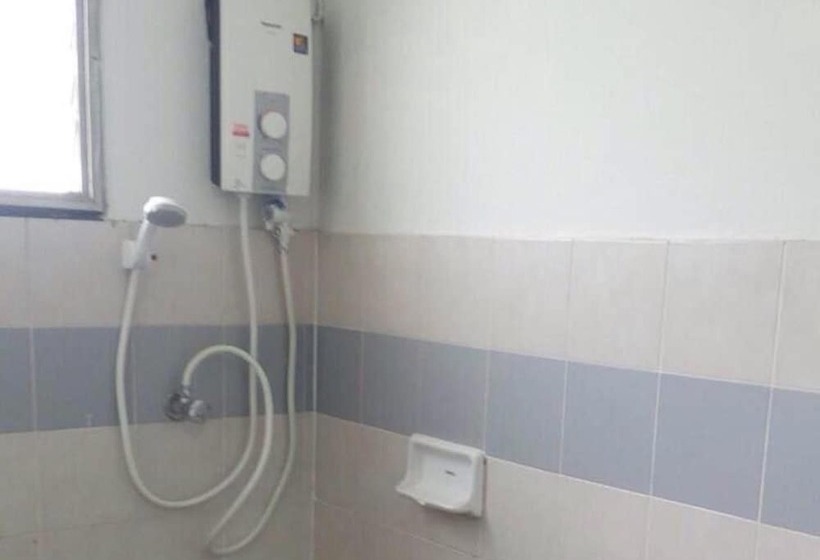 酒店 Taweeporn Guest House